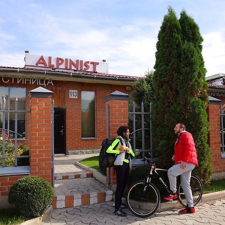 Alpinist Hotel Bișkek Exterior foto